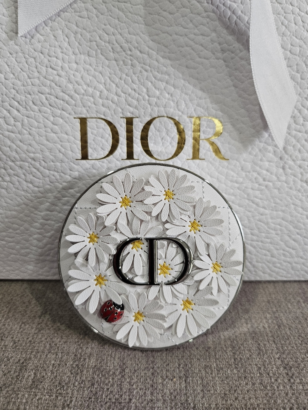 SOLD!! DIOR Forever Nude Bronze Glow (031 Coral Bronze) - Picture 5 of 7